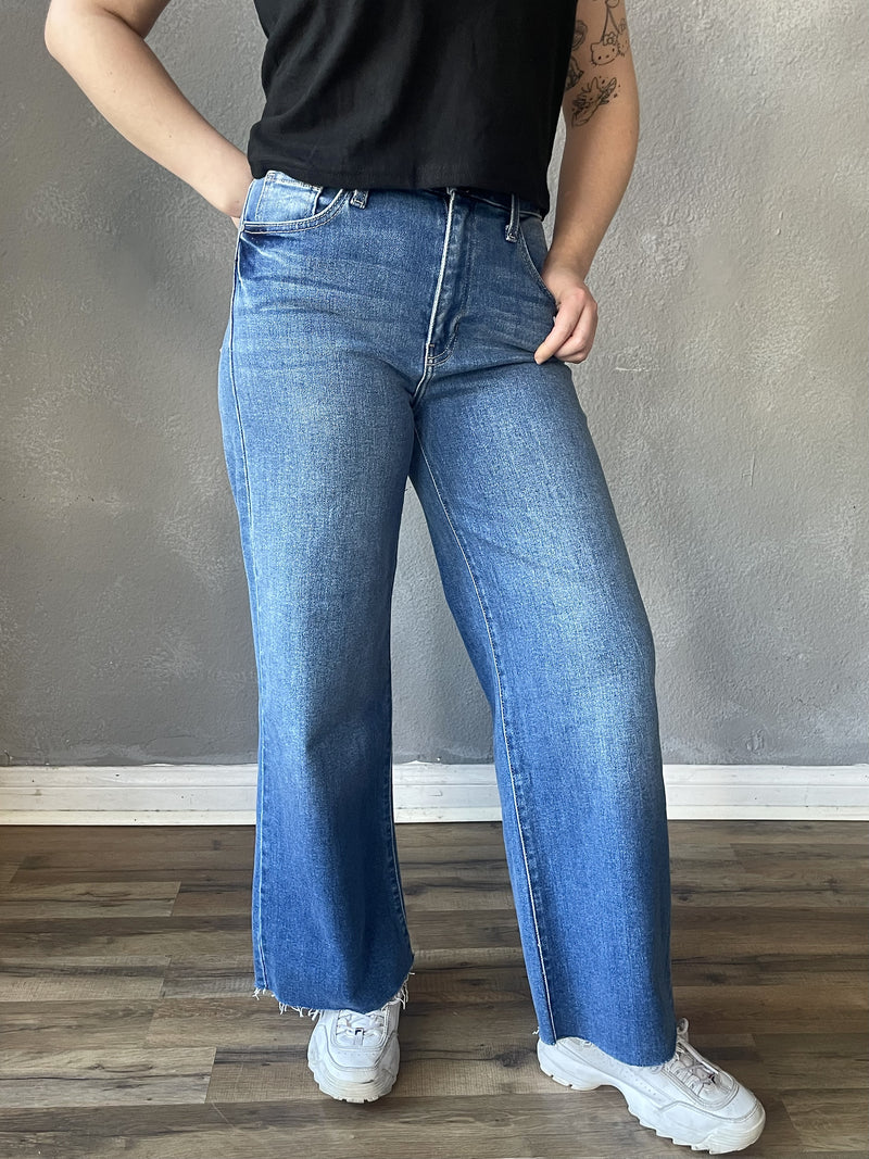 Griffin Wide Leg Jean