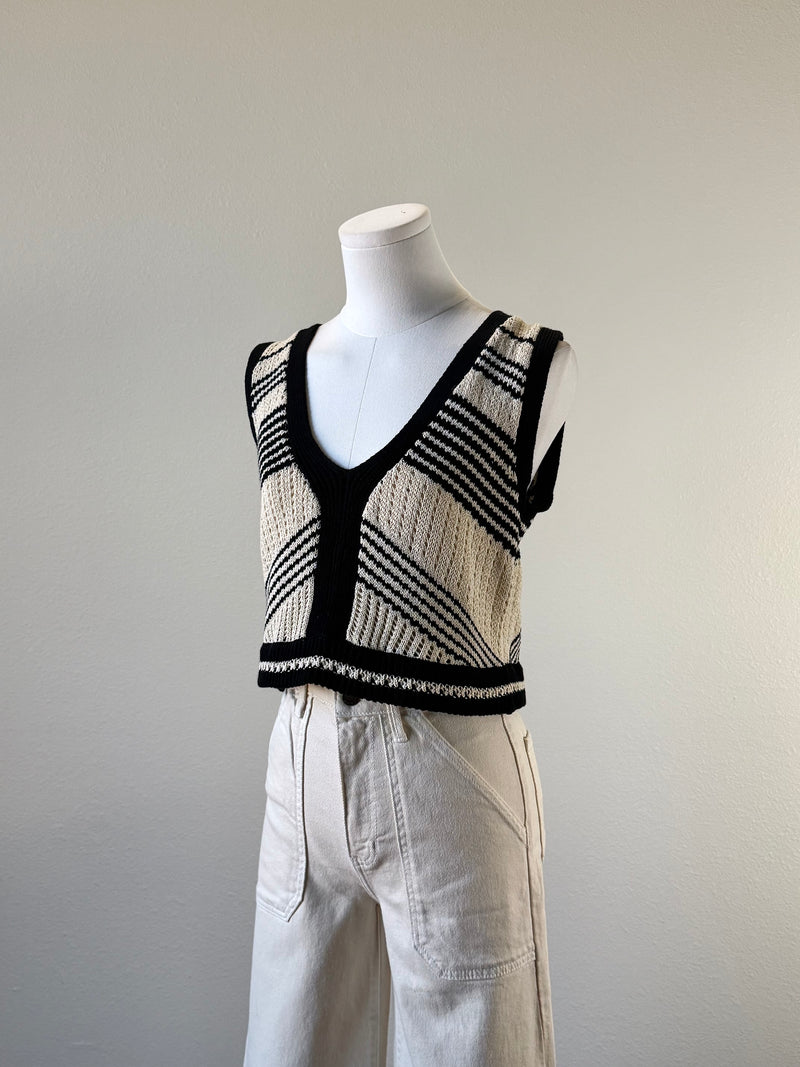 Nori Vest