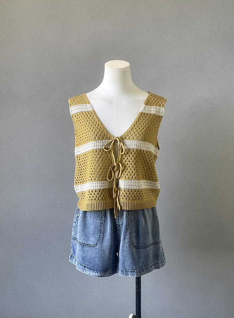 Sunny Knit Vest